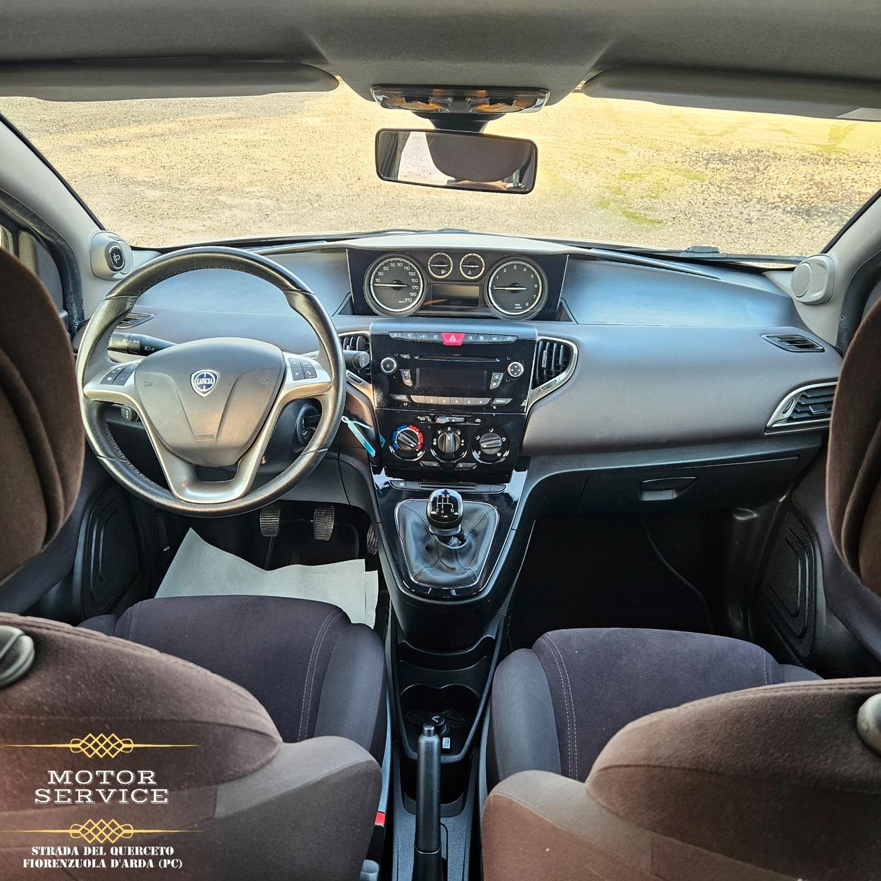 Lancia Ypsilon 1.2 69 CV 5 porte Gold DA 79€ MESE