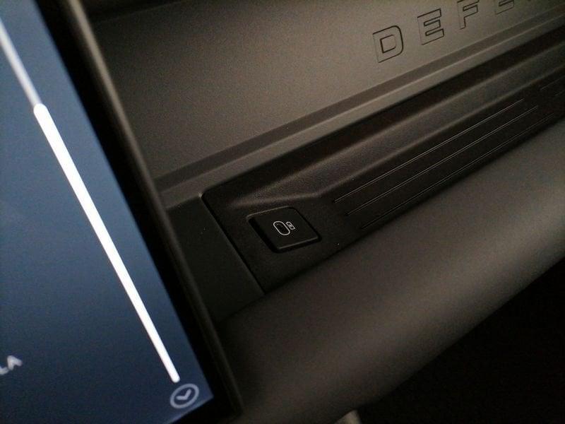 Land Rover Defender 90 3.0d i6 mhev X-Dynamic SE awd 200cv auto