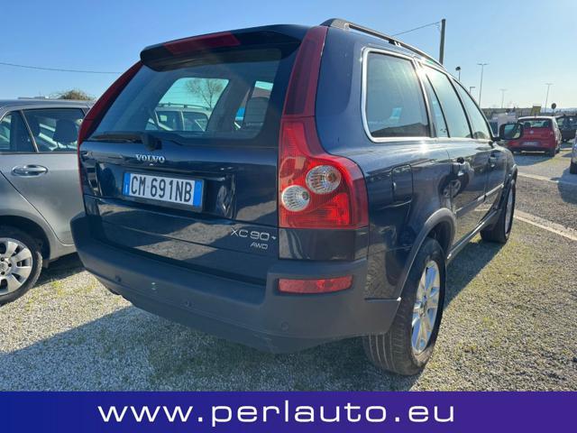 VOLVO XC90 2.4 D5 AWD 7 POSTI