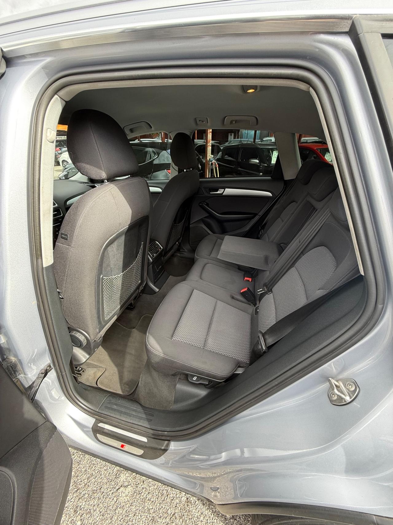 Q5 2.0 TDI 190 CV- quattro S tronic-s-Line-e6-