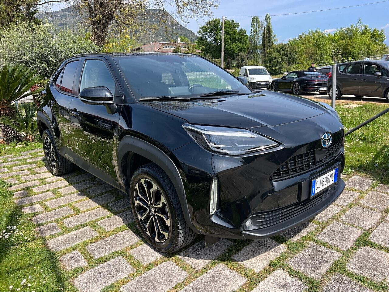 Toyota Yaris Cross 1.5Hybrid E-CVT AWD-2022