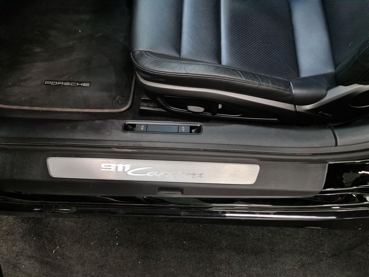 Porsche 911 Carrera