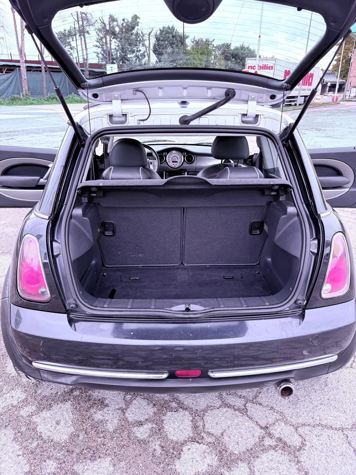 Mini 1.6 16V Cooper Ok neopatentati