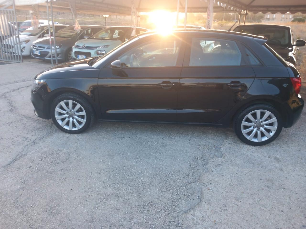 Audi A1 1.6 TDI Attraction