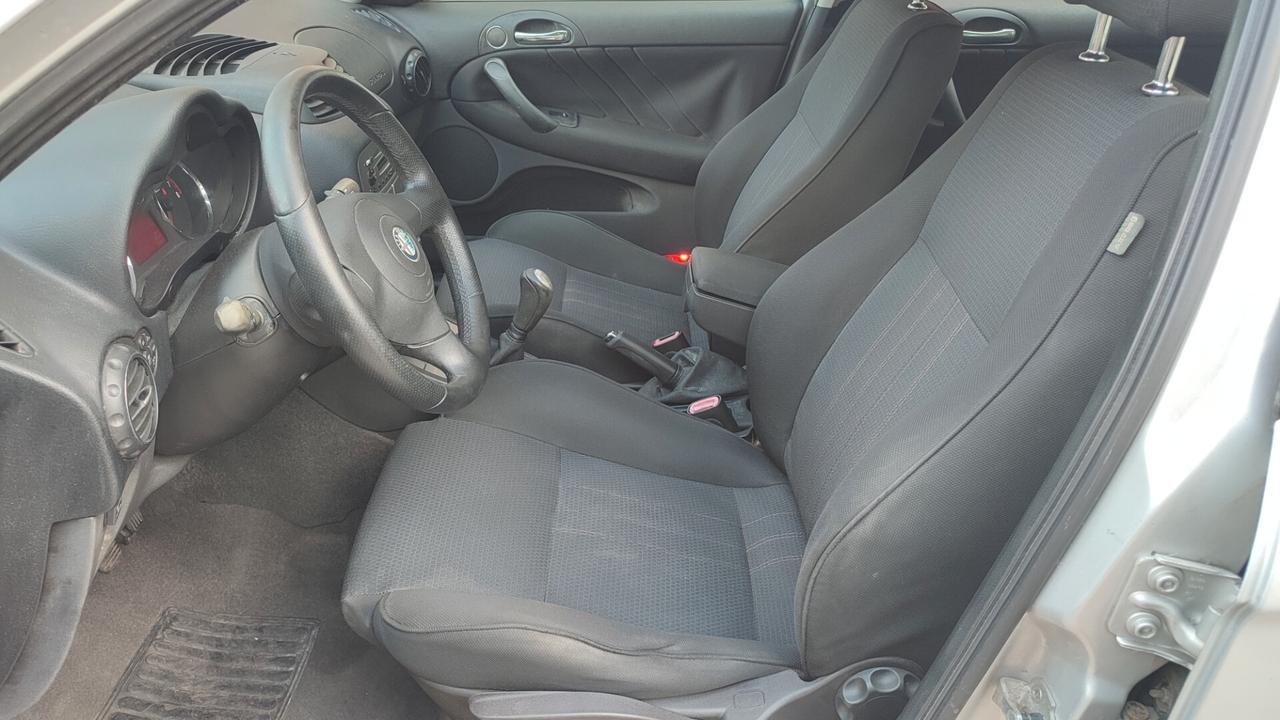 Alfa Romeo 147 1.6 16V TS BENZINA/GPL 5 porte NEOPATENTATO Distinctive