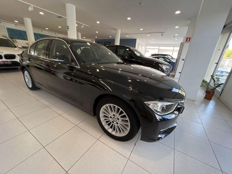 BMW Serie 3 318d Luxury km 109.000