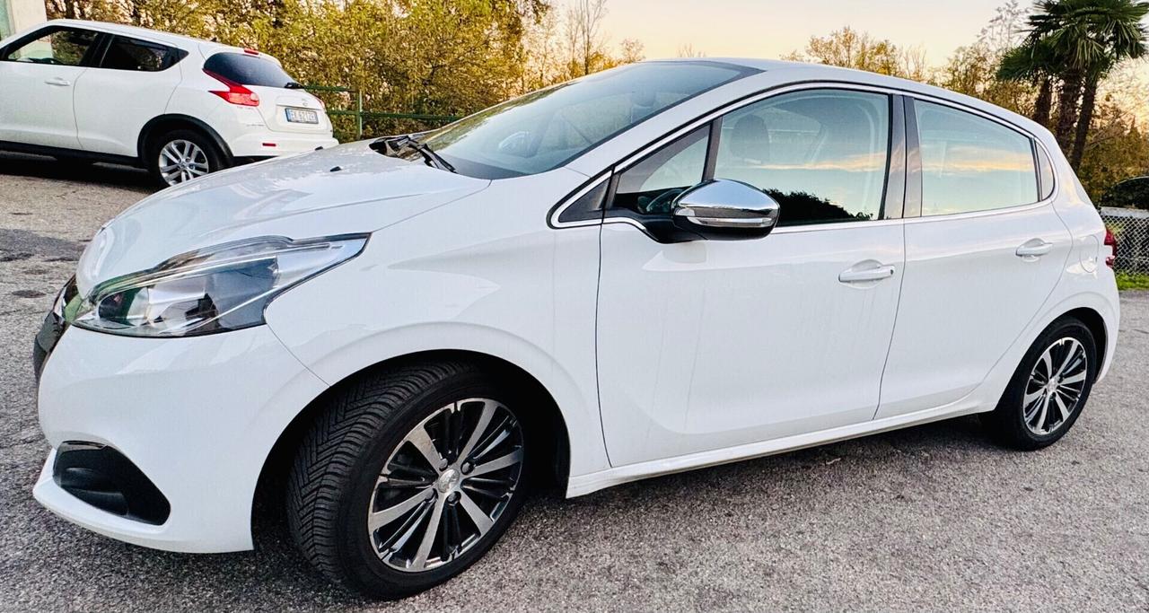 Peugeot 208 PureTech 82 5 porte Allure Ok Neopatentati