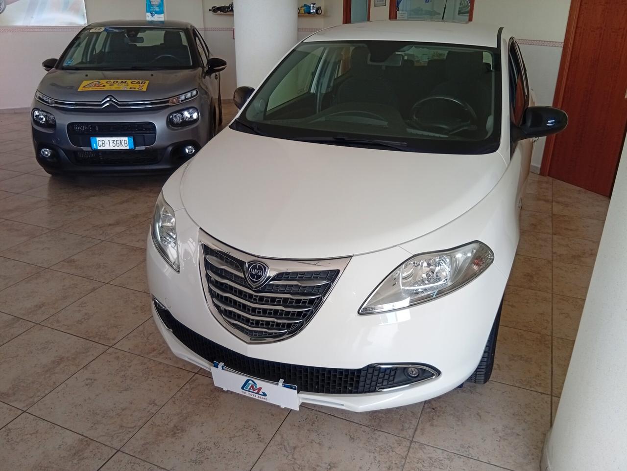 Lancia Ypsilon 1.2 69 CV 5 porte GPL Ecochic 30th Anniversary