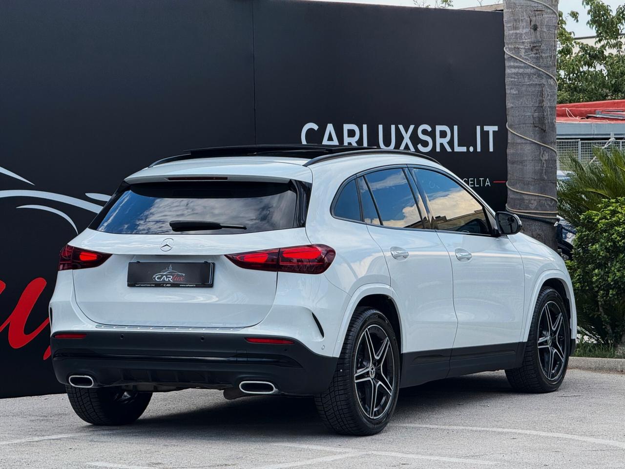 Mercedes-Benz GLA 200 d AMG Premium Plus TETTO