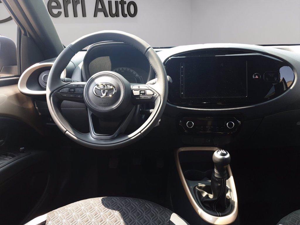 TOYOTA Aygo x 1.0 trend 72cv del 2025