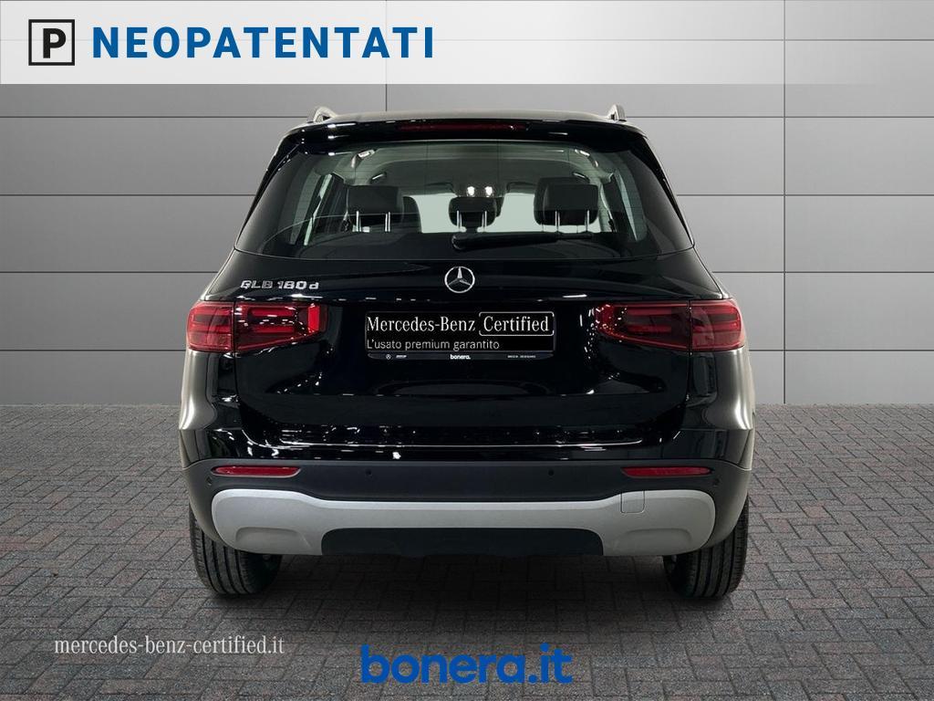 Mercedes GLB 180 D Advanced 8G-DCT