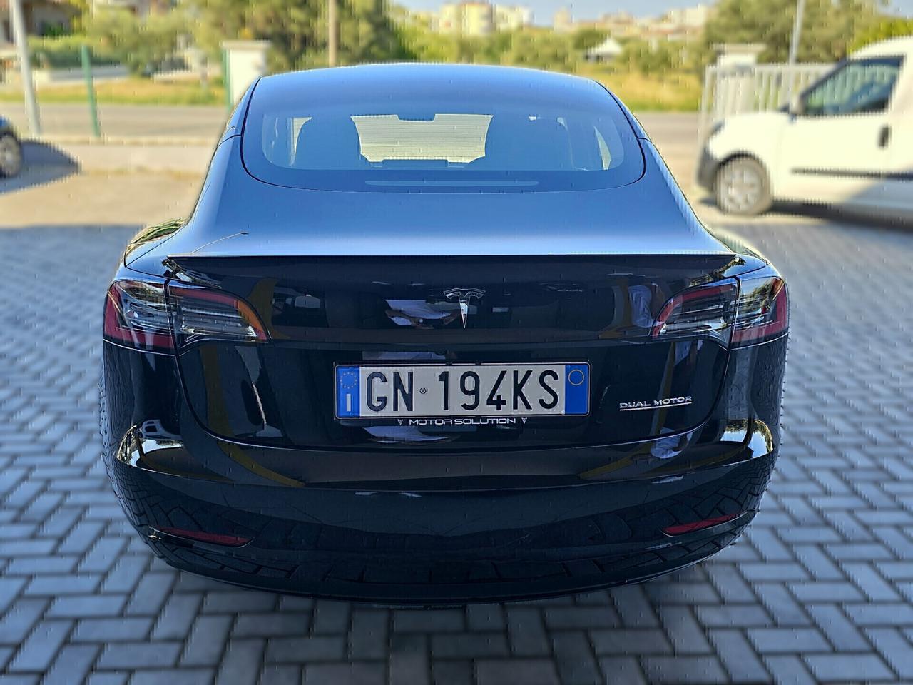Tesla Model 3 Performance