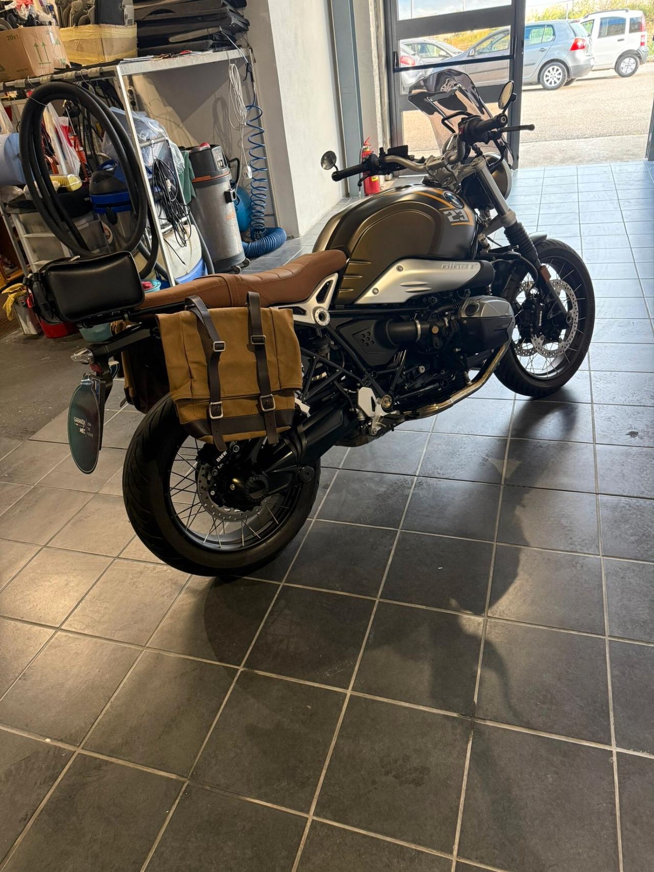 Bmw R ninety - ACCESSORIATA