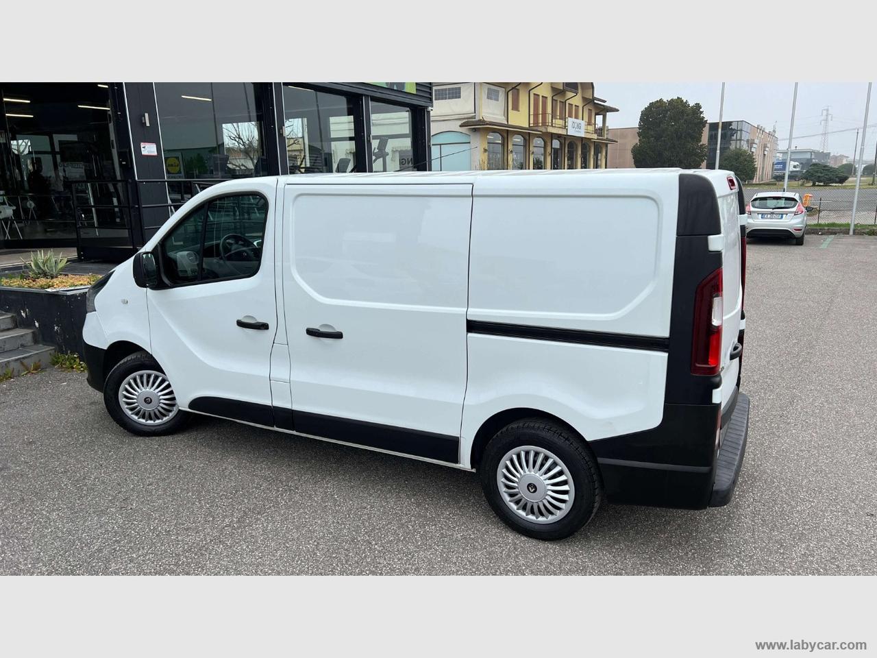 RENAULT Trafic T27 1.6dCi 120 Furgone Ice PORTA LAT DX-SX + I.V.A.