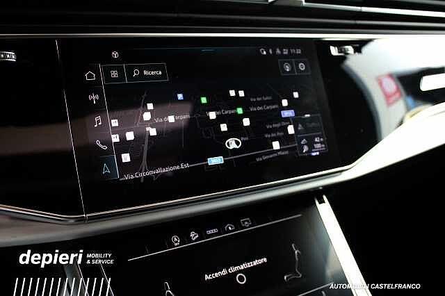Audi Q8 50 TDI quattro tiptronic Sport -MHEV