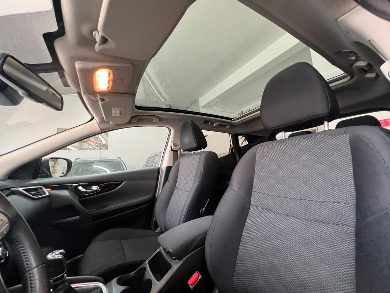 Nissan Qashqai 1.5 dCi Tekna