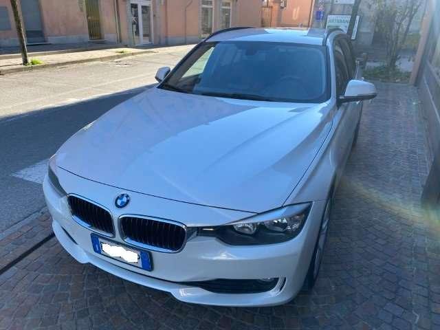 BMW 320 d Touring X-Drive Business Automatica