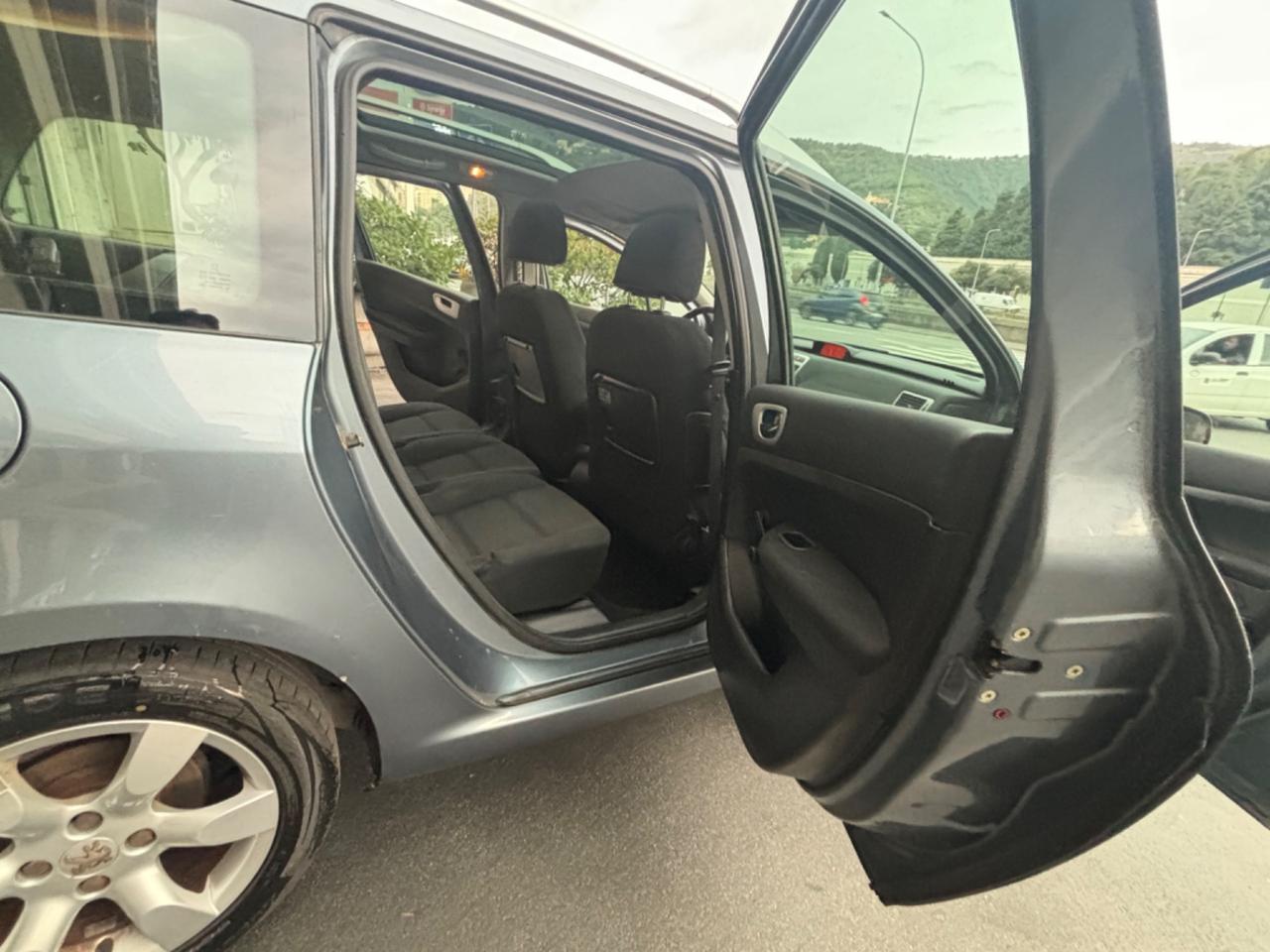 Peugeot 307 1.6 16V SW Australian