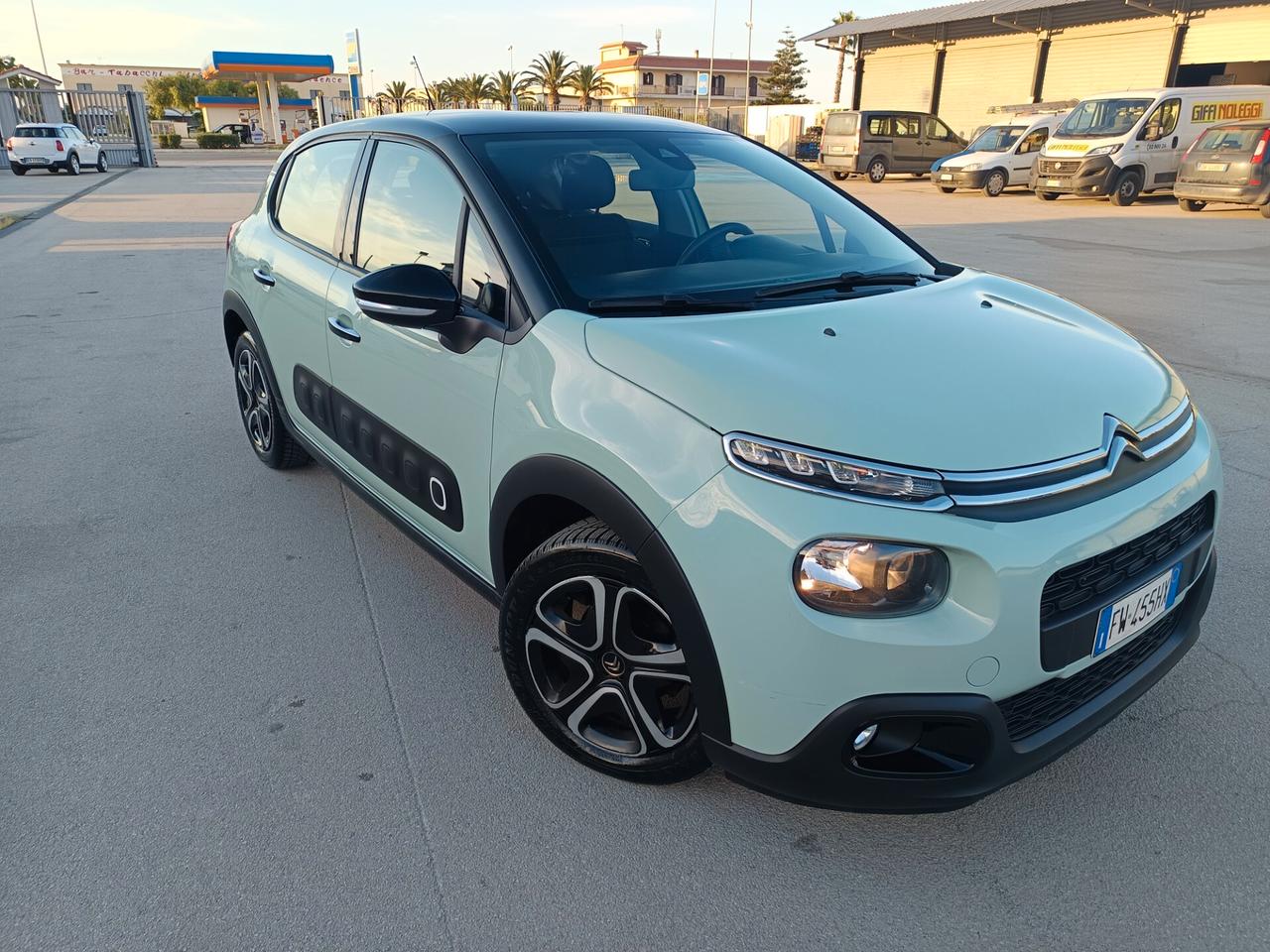 Citroen C3 PureTech 82 S&S Shine