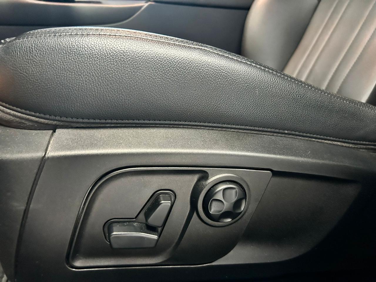 Maserati Levante 3.0B MOTORE FERRARI AWD 2019
