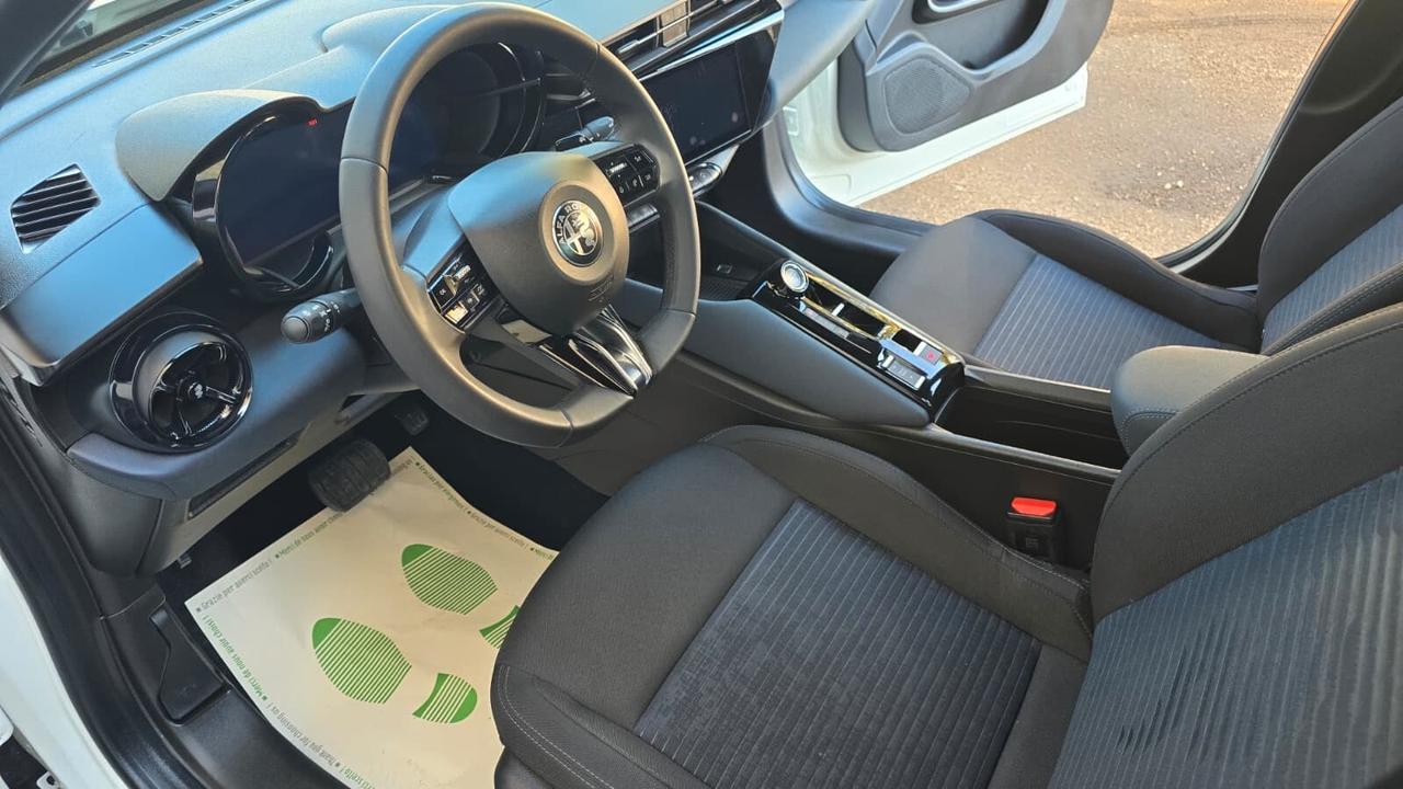 Alfa Romeo Junior 1.2 145 CV Hybrid eDCT6