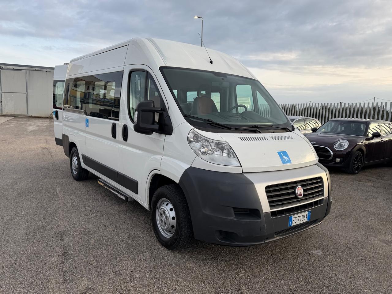 FIAT DUCATO 2.3 JTD 120 DISABILI 7P 2 SEDIE A ROTELLE