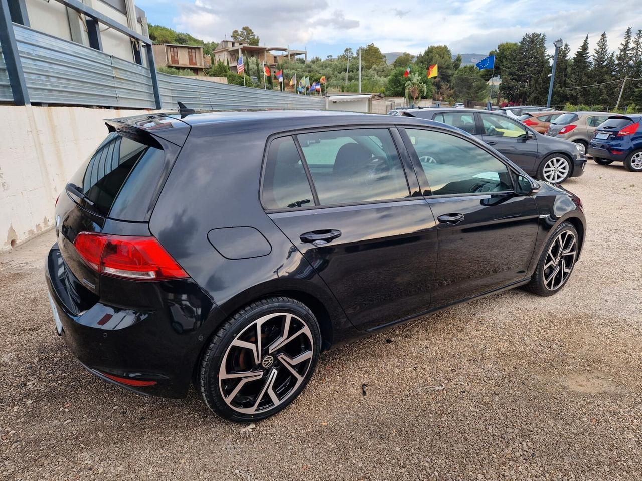 Volkswagen Golf 1.6 TDI 5p. Highline BlueMotion Technology