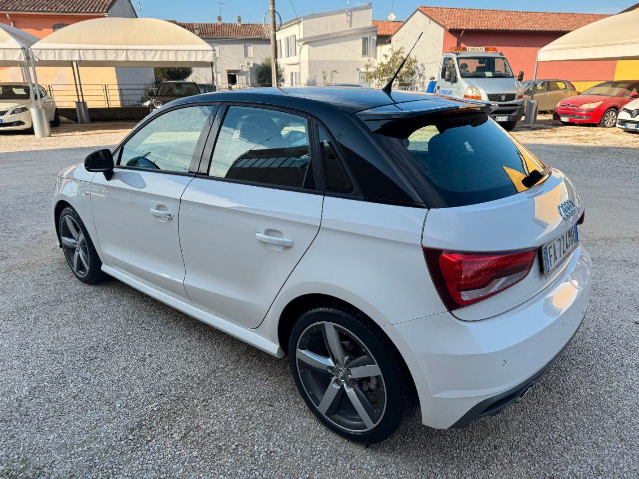 Audi A1 Sportback 1.6 tdi Sport