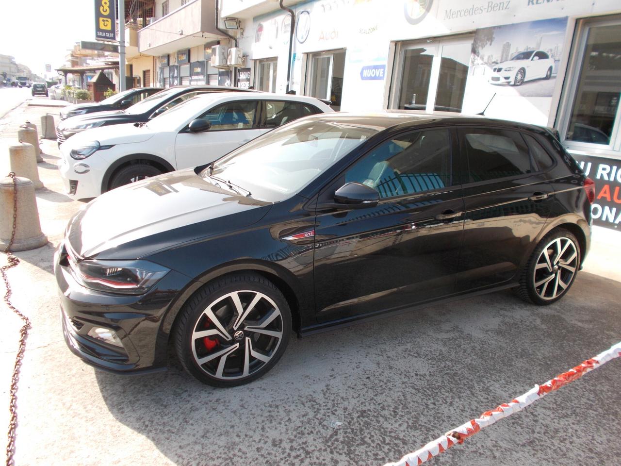 Volkswagen Polo 2.0 TSI DSG GTI