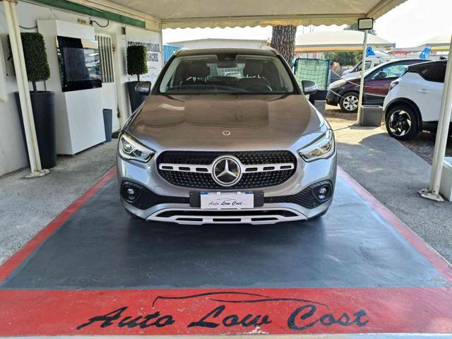 MERCEDES-BENZ GLA 200 d Automatic Business