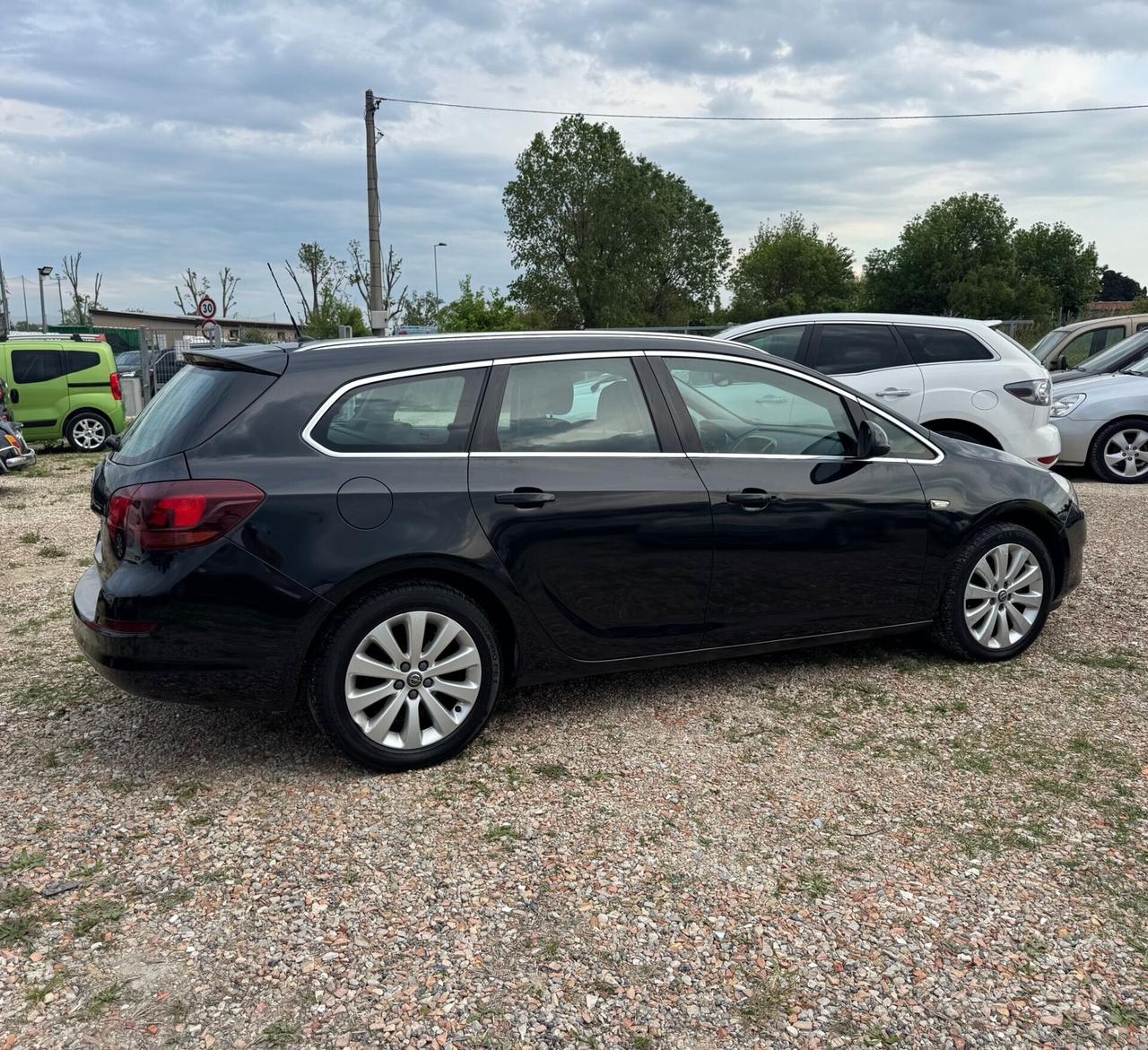 Opel Astra 1.4 Turbo 140CV GPL Gancio Traino