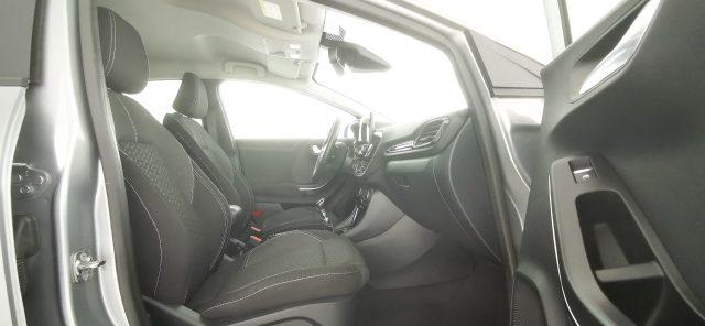 FORD Puma 1.0 EcoBoost Hybrid 125 CV S&S Titanium