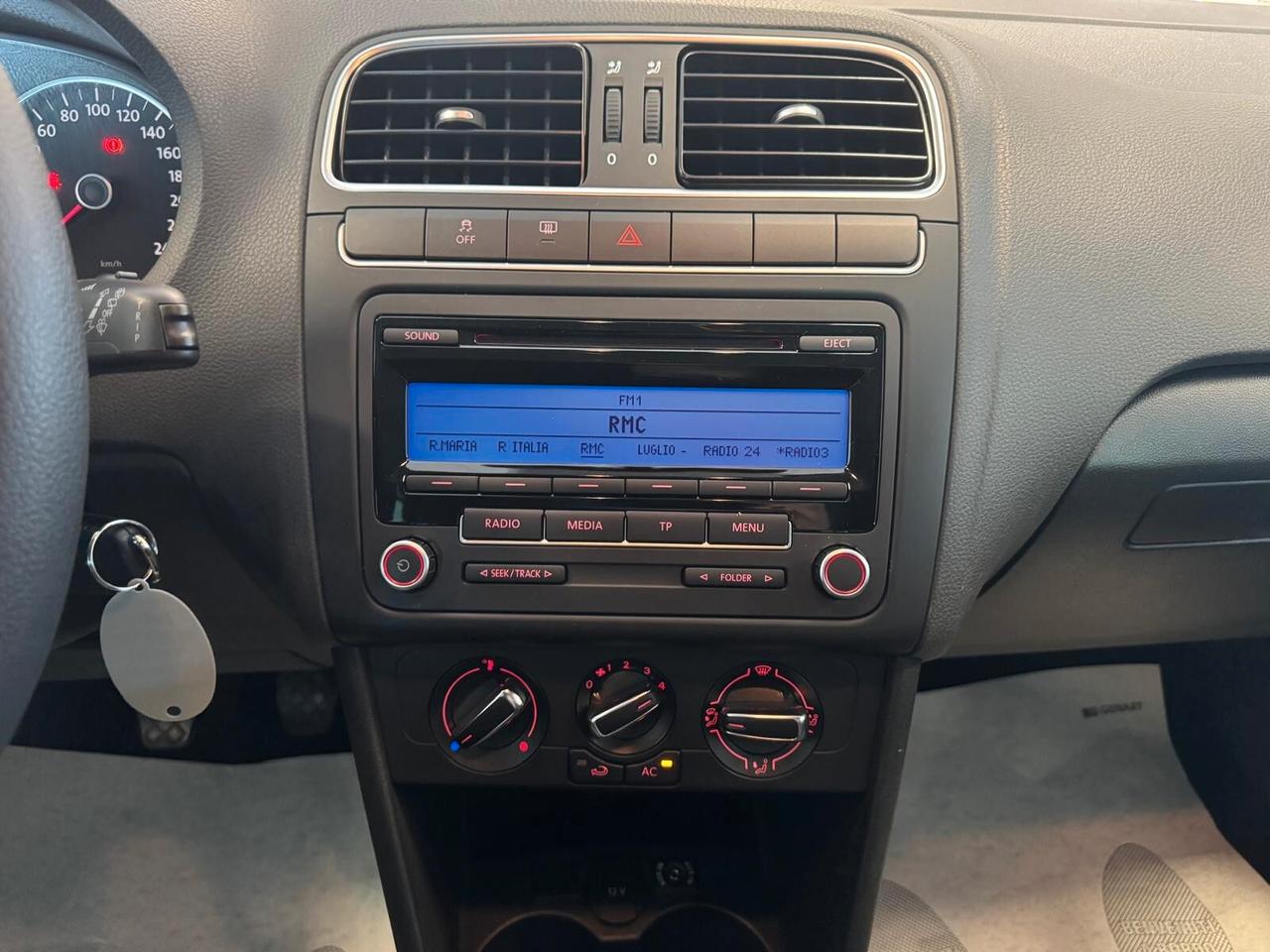 Volkswagen Polo 1.6 TDI 90CV 5P Comfortline 2011