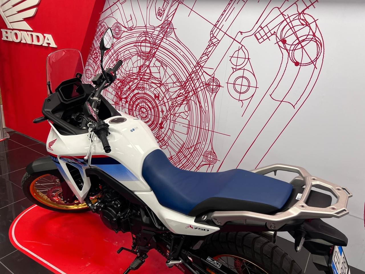 Honda Transalp 750 2023