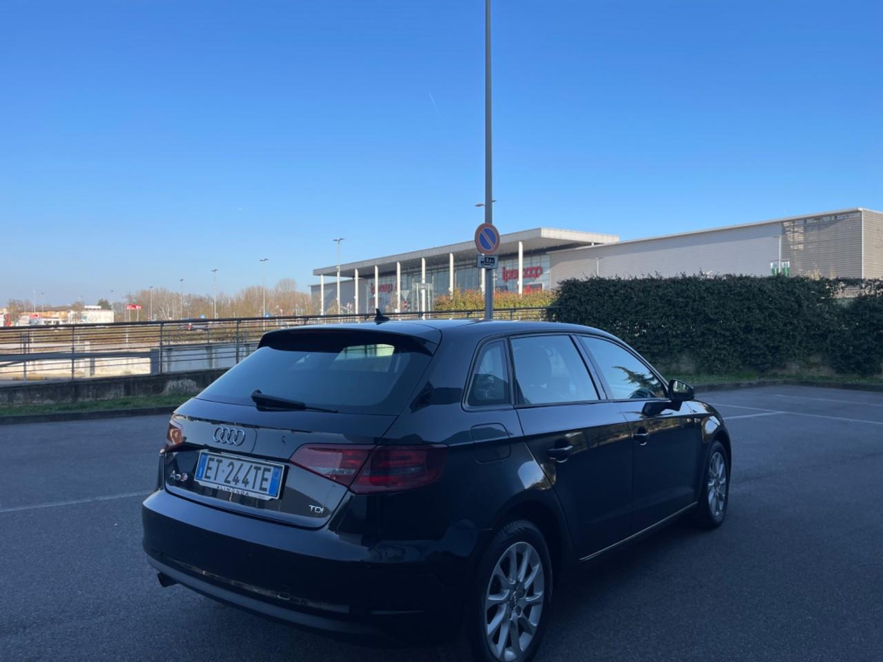 Audi A3 1.6 TDI S tronic Attraction