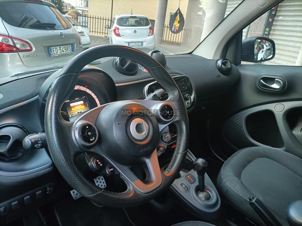 SMART FORTWO BENZINA *NEOPATENTATI* PERMUTE/RATE