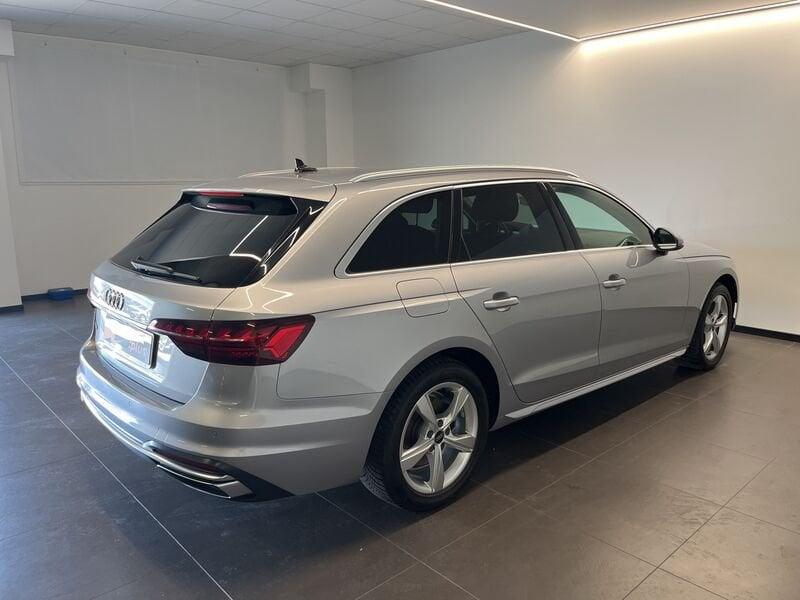 Audi A4 AVANT 35 TDI S TRONIC