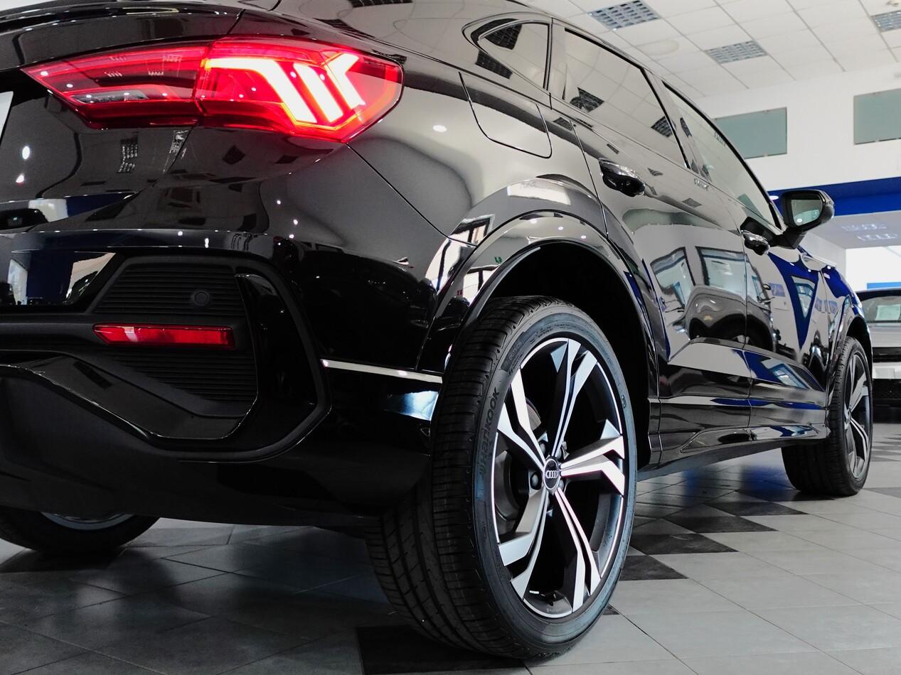 Audi Q3 Sportback 2.0 TDI 150 CV 35 S TRONIC IDENTITY BLACK