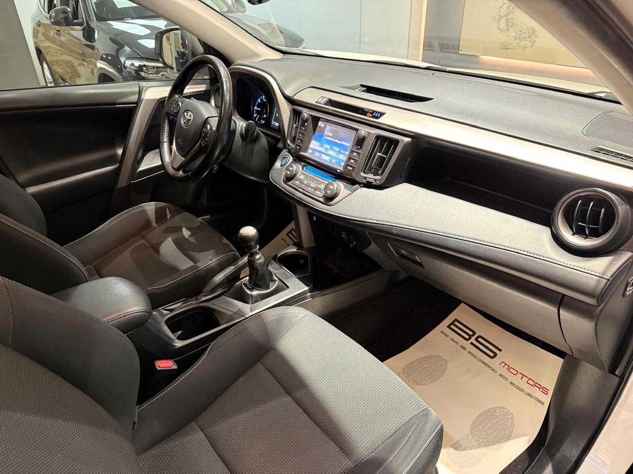 Toyota RAV 4 RAV4 2.0 D-4D 2WD Business