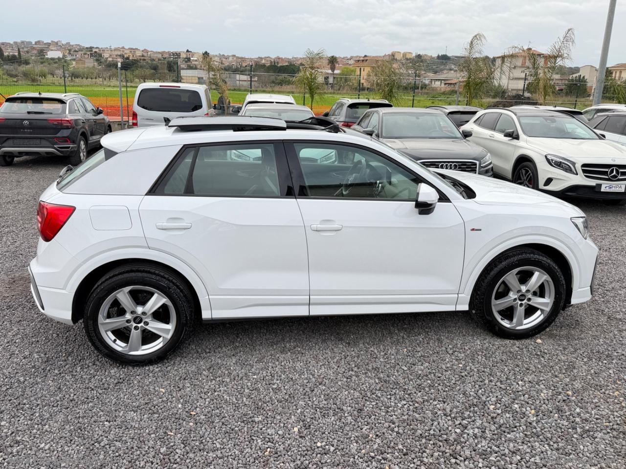 AUDI Q2 2.0TDI S-LINE VIRTUAL TETTO NAVI LED