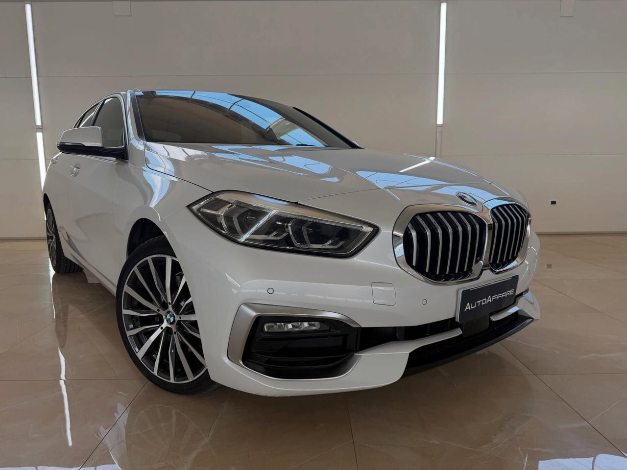 Bmw 118 118d 5p. Luxury