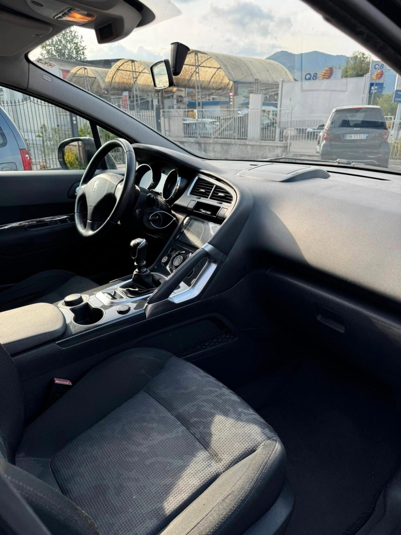Peugeot 3008 1.6 HDi 110CV Premium PERFETTA