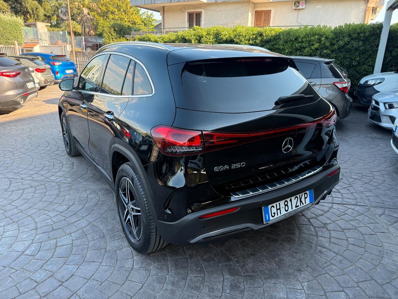 Mercedes-benz EQA 250 Premium Plus
