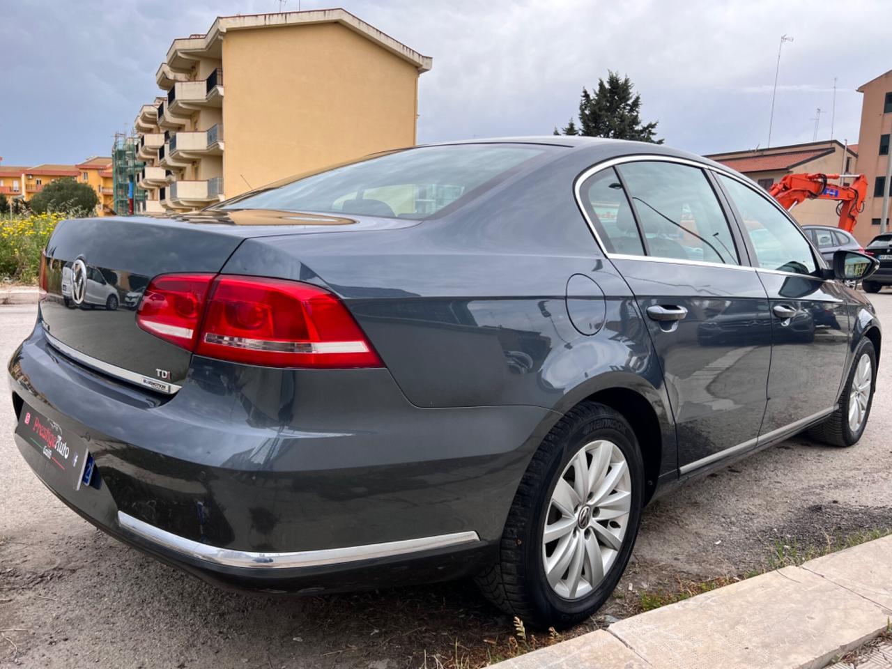 Volkswagen Passat 1.6 TDI Comfortline BlueM