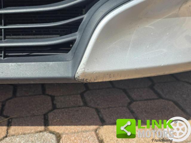 TOYOTA Yaris 1.5 Hybrid CVT Trend