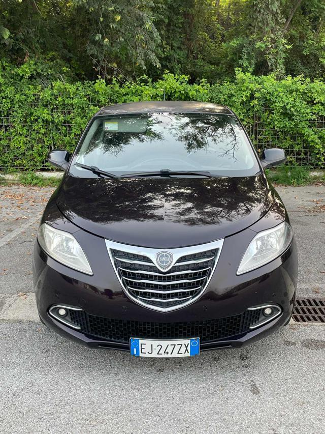 LANCIA Ypsilon 1.2 69 CV 5 porte S&S Silver