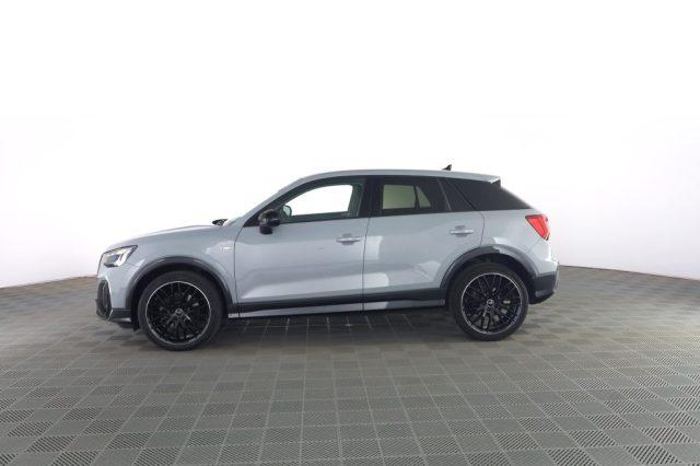 AUDI Q2 Q2 35 TDI S tronic Identity Black