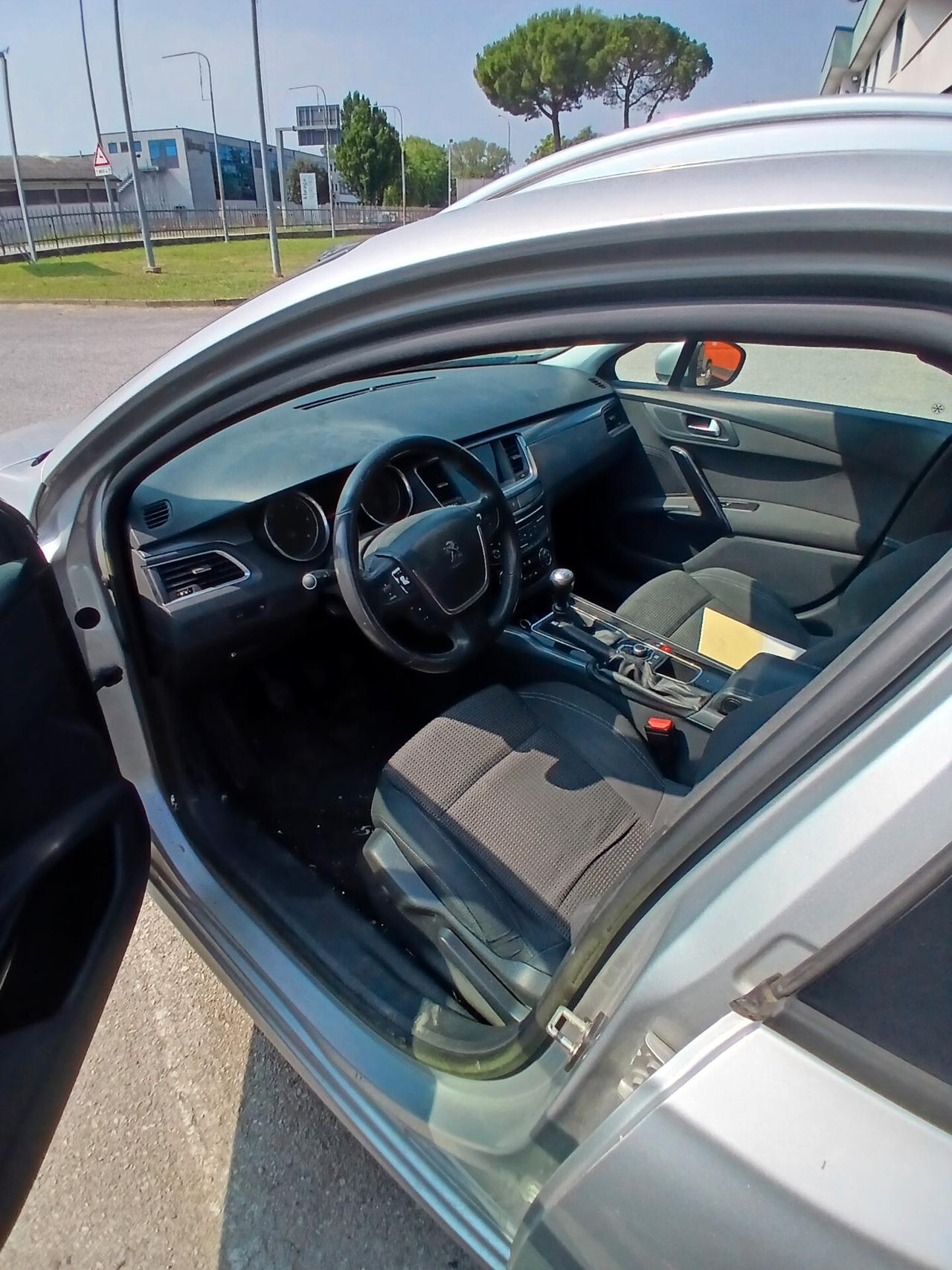 Peugeot 508 2.0 HDi 140CV SW Ciel Active