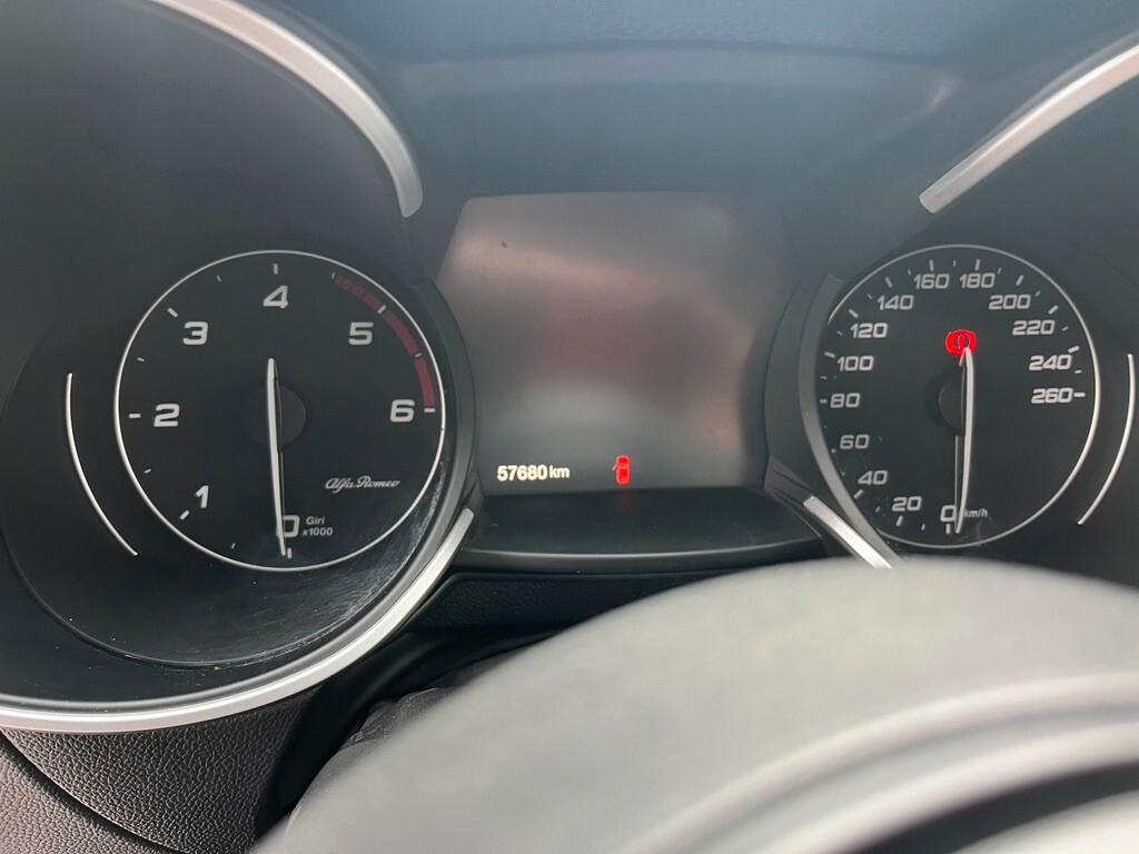 Alfa Romeo Stelvio 2.2 Turbodiesel 190 CV AT8 Q4 Business