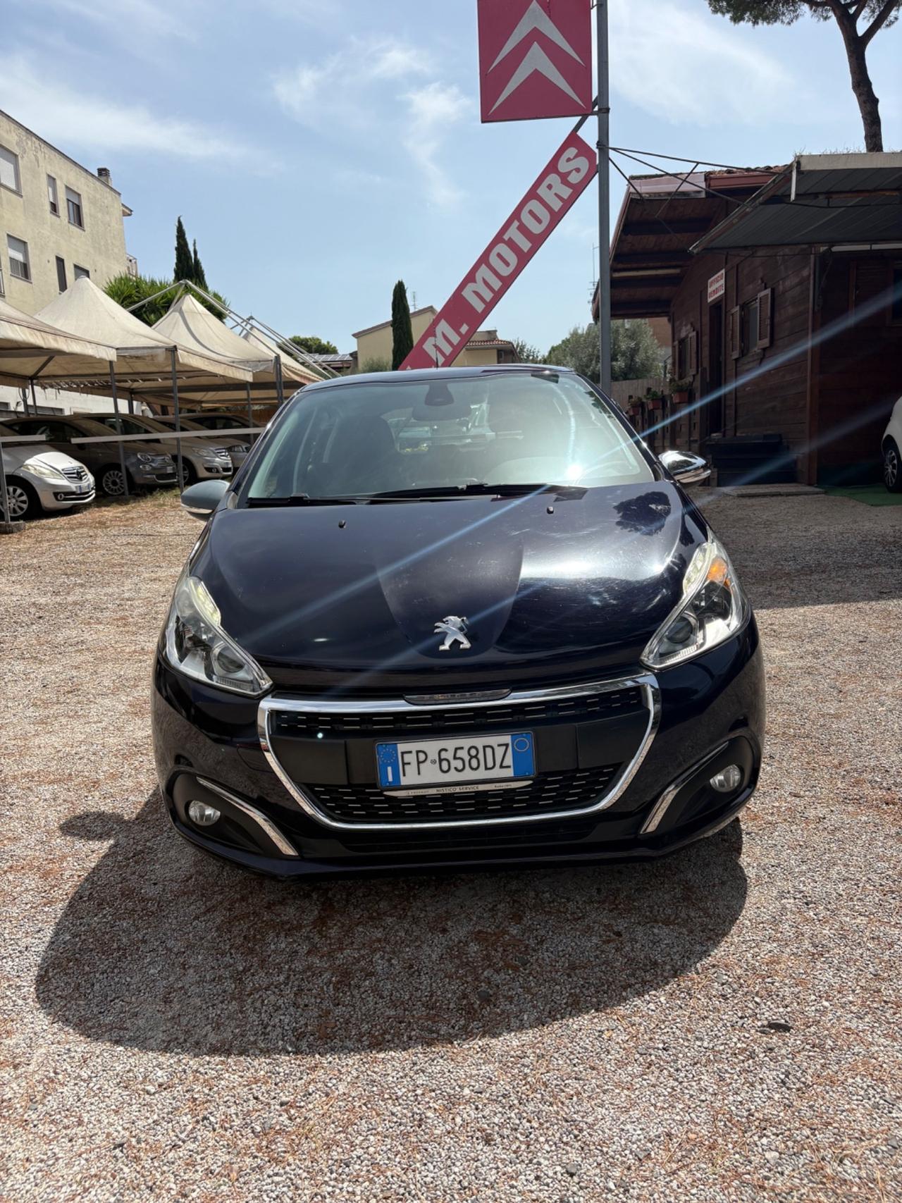 Peugeot 208 PureTech 82 5p. GPL Allure